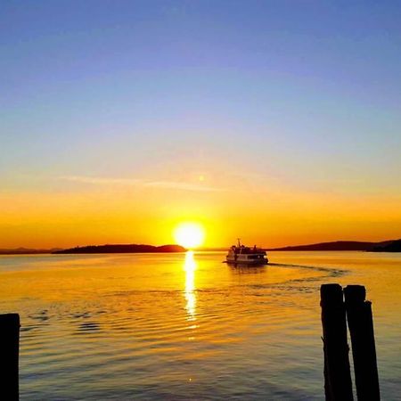 Bellavista La Tua Romantica Vacanza Sul Trasimeno Castiglione del Lago Bagian luar foto