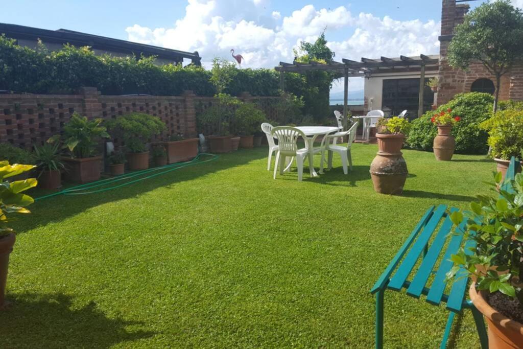 Bellavista La Tua Romantica Vacanza Sul Trasimeno Apartment Castiglione del Lago Bagian luar foto