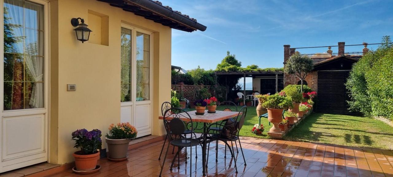 Bellavista La Tua Romantica Vacanza Sul Trasimeno Apartment Castiglione del Lago Bagian luar foto